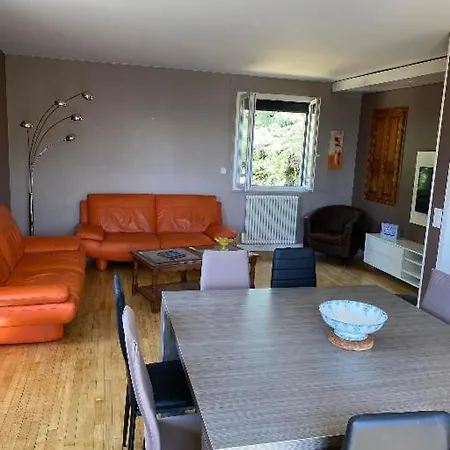 Chez Pépé Et Moumoune Hébergement de vacances *